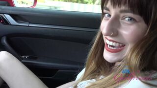 Vágykeltő POV találkozás a bájos fekete hajú tini amatőr csajjal