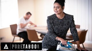 Forró MILF elcsábítja a gyászoló mostohafiát a Pure Taboo friss videójában