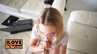 Forró pillanatok a LuxuryMur csatornán dögös szőke csajjal POV-ban