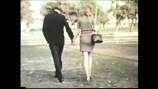 John Holmes vadul döngeti a szőrös punákat Csodaországban – teljes retro film