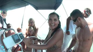Csoportszex a Balatoni Yachton Anális Gangbanggel és Vad Szopással